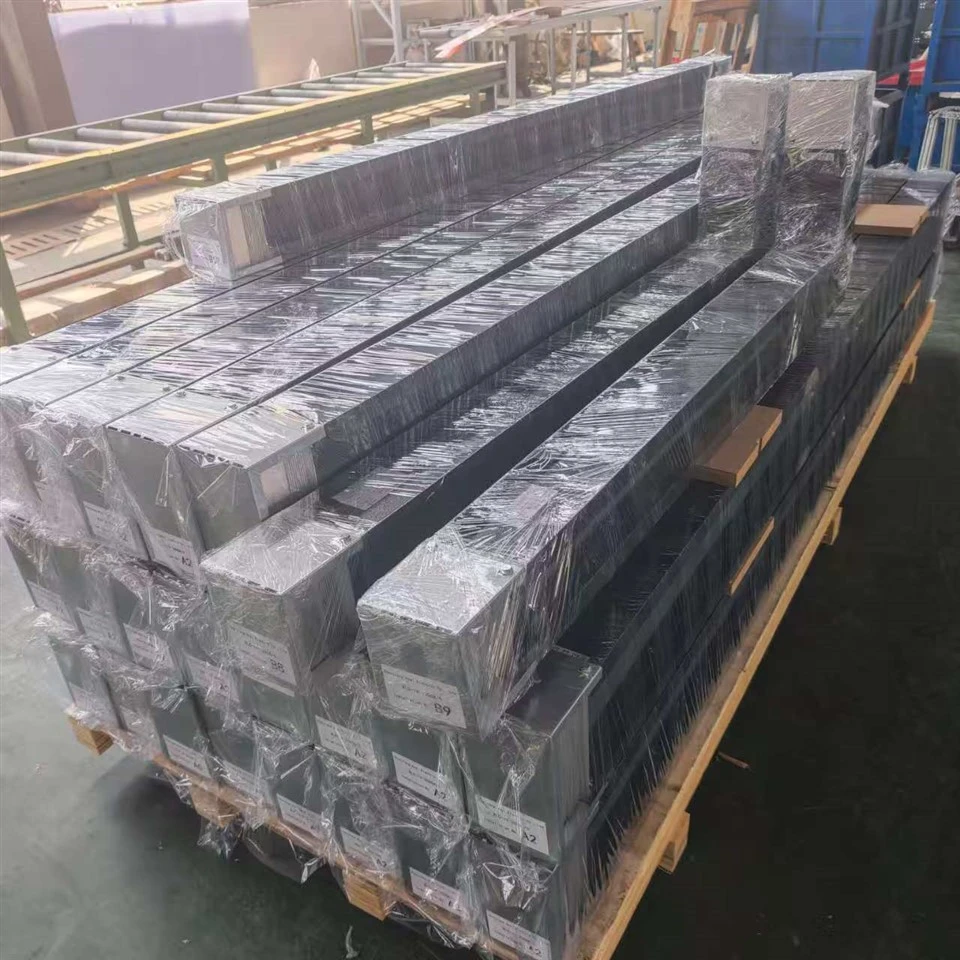 Aluminiyɔmu Busbar Trunking ye